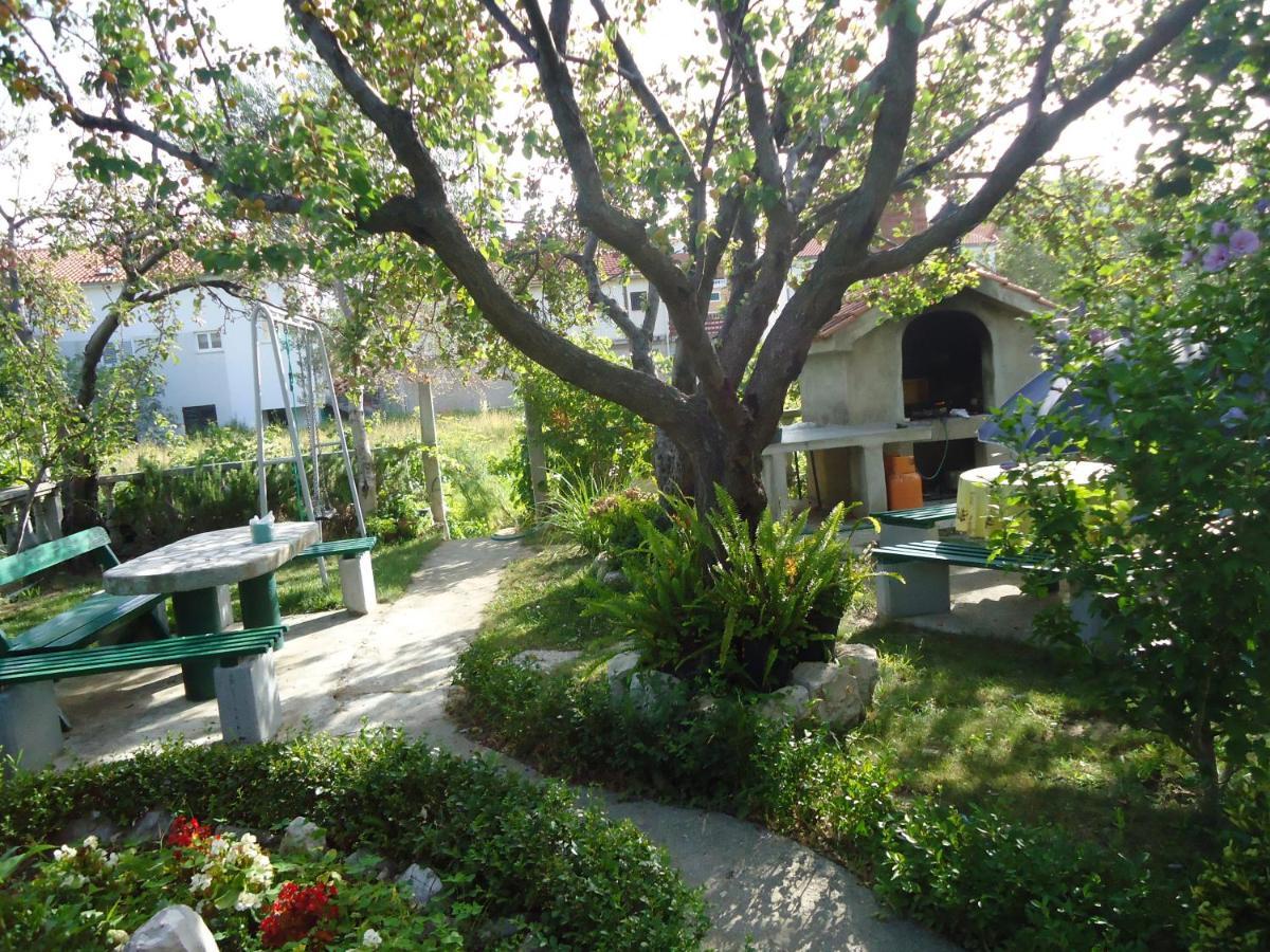 Apartman Cvita Rab Palit Екстериор снимка